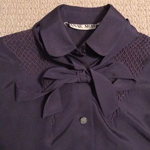 Vintage blouse with removable bow